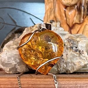 HEART SHAPED BALTIC AMBER PENDANT